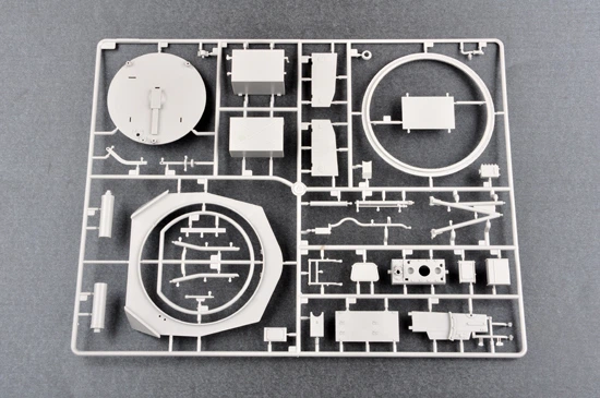 Сборная модель 1/16 cредний немецкий танк Pz.Beob.Wg. IV Ausf.J Trumpeter 00922 - изображение 20