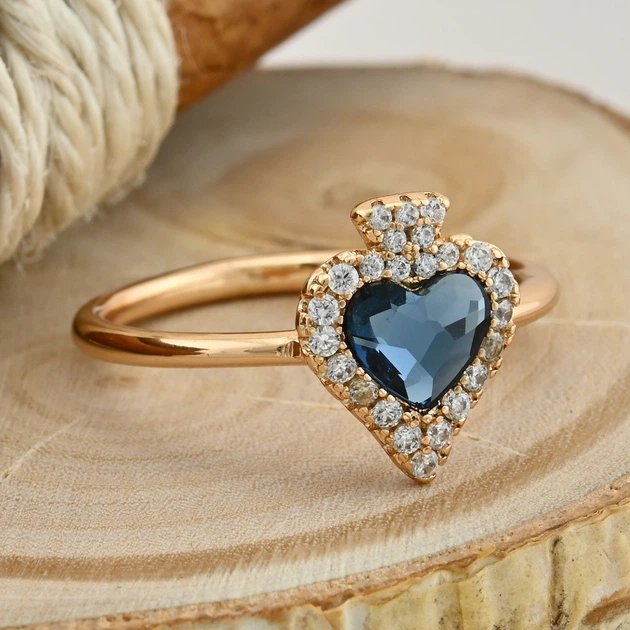 Каблучка Xuping з кристалами Swarovski 83229 ширина 11 мм колір джинсовий позолота 18К17 - Фото 1 Каблучка Xuping з кристалами Swarovski 83229 ширина 11 мм колір джинсовий позолота 18К17 - зображення 1