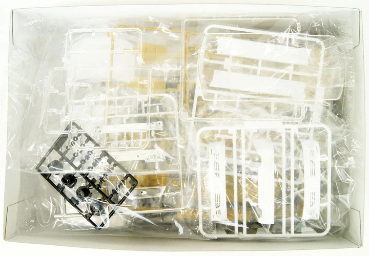Збірна модель 1/24 автомобіль K-BREAK UCF31 Celsior '03 Toyota Aoshima 06327 - зображення 4