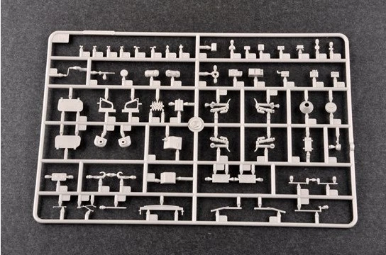 Збірна модель 1/35 броньований тягач Soviet MT-LB Trumpeter 05578 - зображення 6
