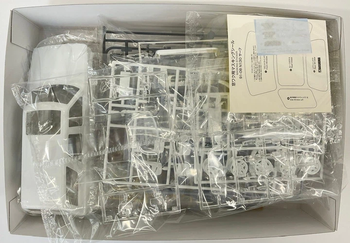 Сборная модель 1/24 автомобиль Toyota VZN 130G Hilux Surf Lift Up 1991 Aoshima 06397 - изображение 3