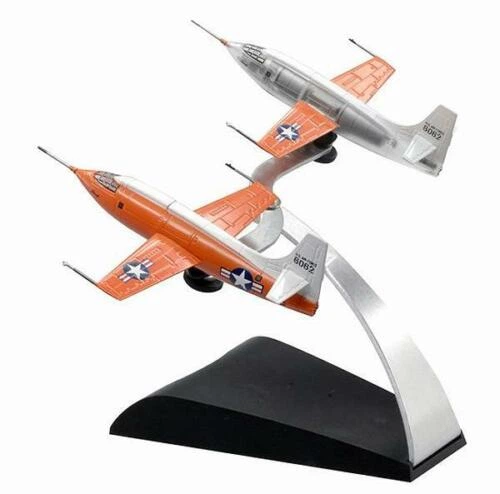 Сборная модель 1/144 самолеты Bell X-1 Last Flight (Набор из 2 предметов) Dragon 51025 - изображение 4