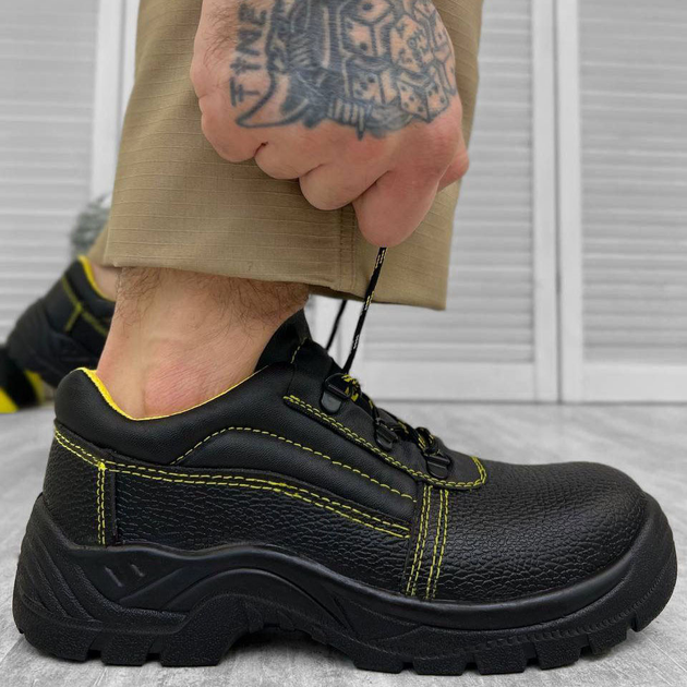 Чоловічі шкіряні Черевики із металевим носком та дихаючою підкладкою чорні розмір 45 - зображення 2
