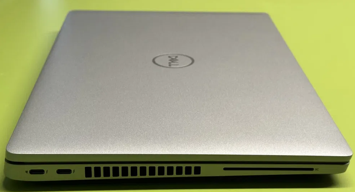 Ультрабук Dell Latitude 5430 / 14" (1920x1080) IPS / Intel Core i7-1255U (10 (12) ядер 1.7 - 4.7 GHz) / 16 GB DDR4 / 512 GB SSD / Intel Iris Xe Graphics / WebCam - изображение 6