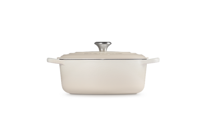 Кастрюля Le Creuset Signature 2,6 л овальная Meringue (21178237164430) - Фото 3 Кастрюля Le Creuset Signature 2,6 л овальная Meringue (21178237164430) - изображение 3