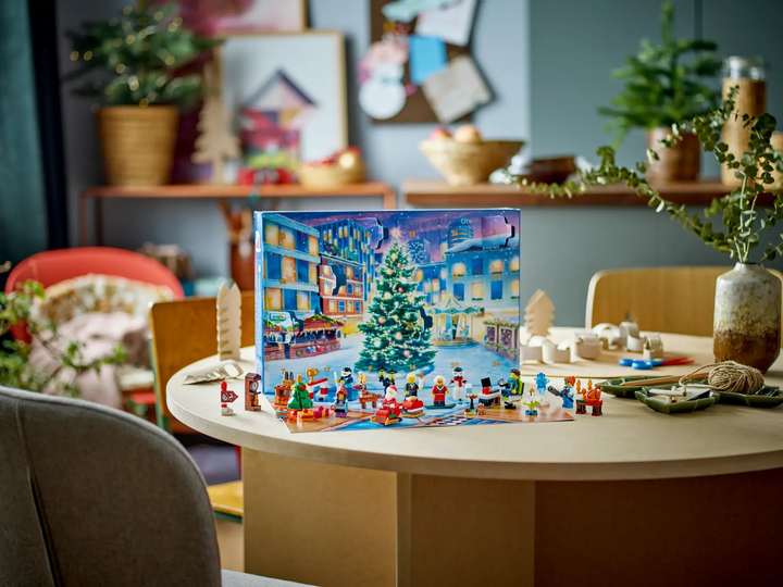 Kalendarz adwentowy LEGO City 2023 258 części (60381) - obraz 5