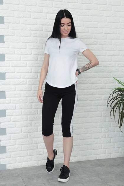 Женский спортивный костюм Fashion с бриджами 42/44 белый - Фото 1 Женский спортивный костюм Fashion с бриджами 42/44 белый - изображение 1