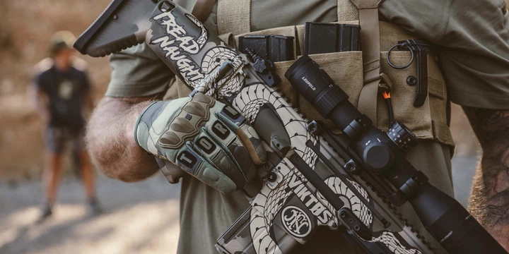 Тактичні рукавички для стрільби Viktos Wartorn COYOTE TAN XS