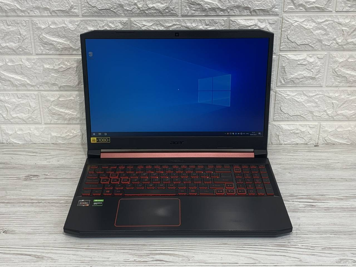 Acer Nitro 5 15.6 FHD IPS AMD Ryzen 5 3550H 4