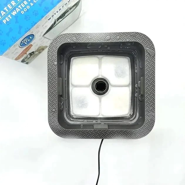 Фонтан поилка автоматическая для домашних животных Pet Water Fountain USB серая - Фото 5 Фонтан поилка автоматическая для домашних животных Pet Water Fountain USB серая - изображение 5