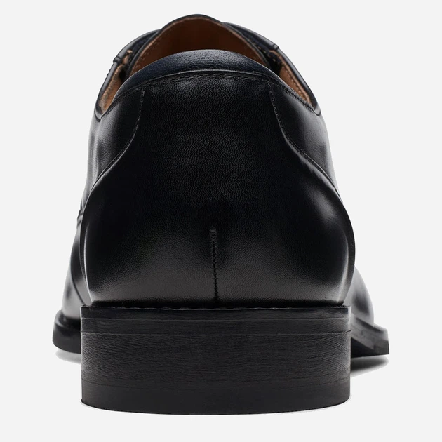 Buty derby męskie skórzane Clarks 26171449 41.5 (7.5UK) 25.8 cm Czarne (5059680996627) - obraz 3