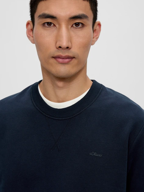 Bluza bez kaptura męska s.Oliver 10.3.11.14.140.2132737-5978 2XL Granatowa (4099973338902) - obraz 4