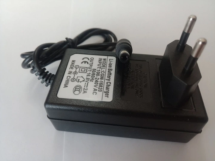Зарядное устройство для литиевых аккумуляторов 4S, li-ion DC 16,8V 2а ...