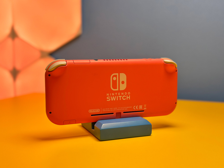 Портативная игровая консоль Nintendo Switch Lite Coral (7957) Б/У ...