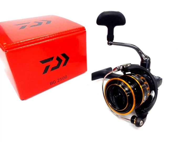 Спиннинговая катушка Daiwa Black Gold (BG) BG2500 (6CRBB +1RB) 5,6:1 - Фото 4 Спиннинговая катушка Daiwa Black Gold (BG) BG2500 (6CRBB +1RB) 5,6:1 - изображение 4