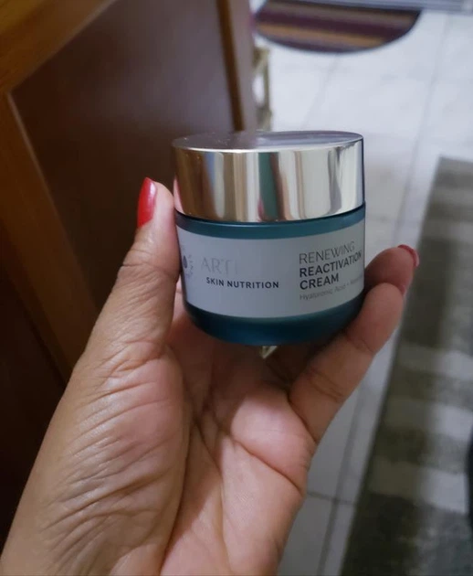Обновляющий реактивирующий крем для лица Amway Artistry Skin