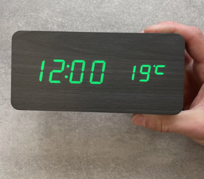 Настольные LED часы под дерево c будильником и термометром VST-862 Черные с зеленой подсветкой - изображение 6