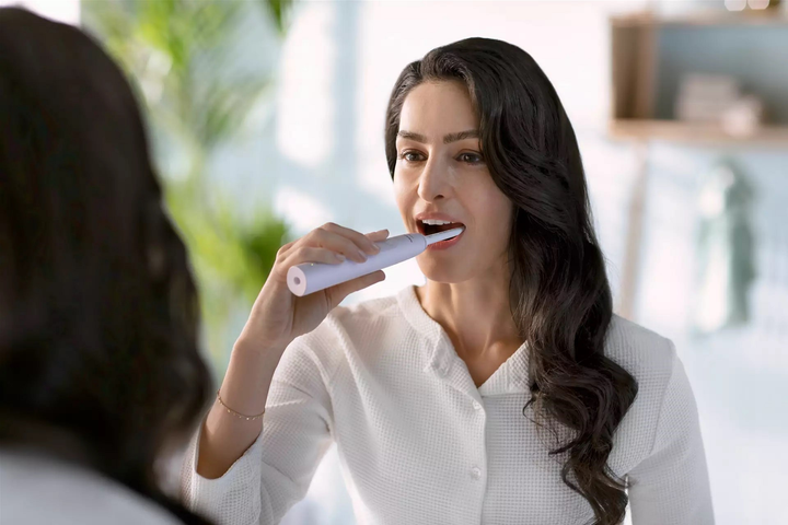 Електрична зубна щітка Philips Series 3100 Sonicare HX3673/11 Рожева - зображення 7