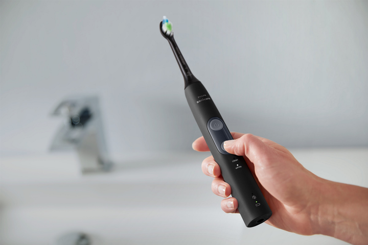 Електрична зубна щітка Philips Sonicare ProtectiveClean 4500 HX6830/44 - зображення 5