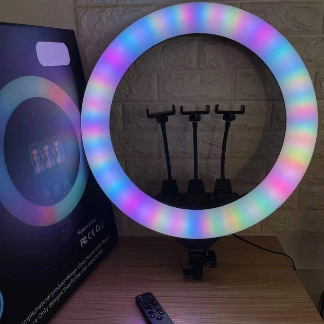 Большая кольцевая лампа светодиодная M-Light RGB Led 56см с тремя держателями телефона и пультом, разноцветная подсветка для селфи - изображение 7