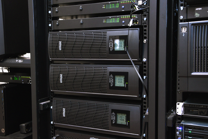 ДБЖ EnerGenie EG-UPSRACK-13 3000VA/2400Вт - зображення 7
