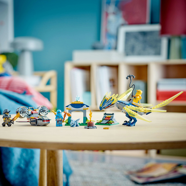 Zestaw klocków LEGO Ninjago Nya i Arin - bitwa na grzbiecie małego smoka 157 elementów (71798) - obraz 5