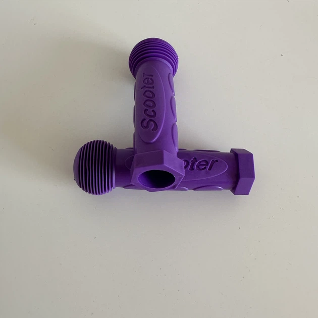 Резиновые ручки на самокат Scooter грипсы на самокат темно фиолетовые - Фото 3 Резиновые ручки на самокат Scooter грипсы на самокат темно фиолетовые - изображение 3