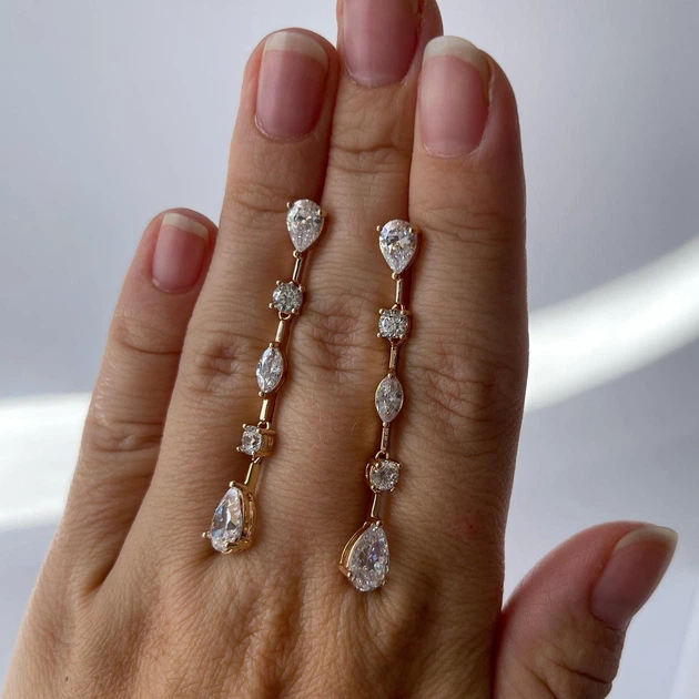 Сережки позолота Xuping Підвіски з камінням Золото 50 мм S15097 - Фото 3 Сережки позолота Xuping Підвіски з камінням Золото 50 мм S15097 - зображення 3