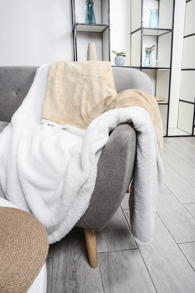 Одеяло Soho демисезонное полуторное 150x200 см полиэстер Plush hugs Beige (1222К) - изображение 7