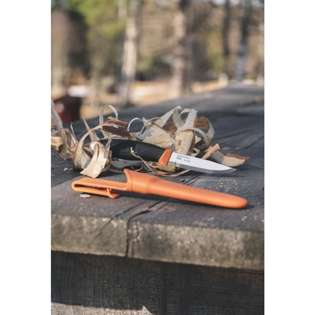 Ніж Morakniv Comapnion S Orange 11824 - Фото 6 Ніж Morakniv Comapnion S Orange 11824 - зображення 6