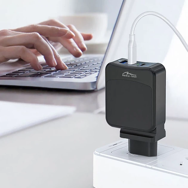 Мережевий зарядний пристрій Media-Tech MT6252 2xUSB-C PD 65W / QC 3.0 Black - Фото 4 Мережевий зарядний пристрій Media-Tech MT6252 2xUSB-C PD 65W / QC 3.0 Black - зображення 4