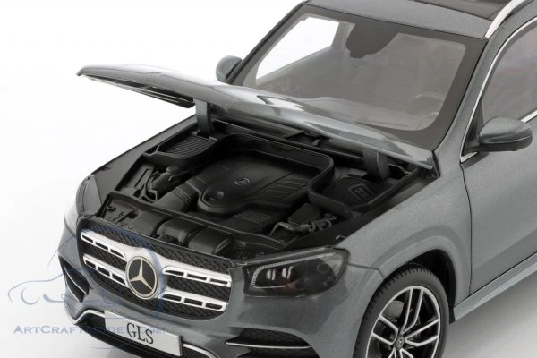 Модель автомобіля Mercedes-Benz GLS (X167) Gray Metallic, Scale 1