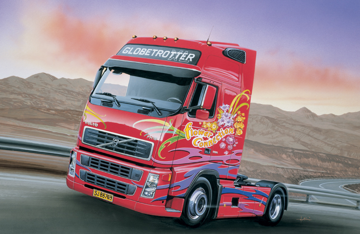Сборная модель 1/24 Грузовик Volvo FH 16 Globetrotter XL