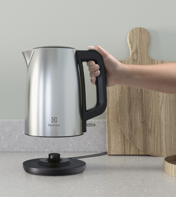 Электрочайник Electrolux E3K1-3ST - изображение 2