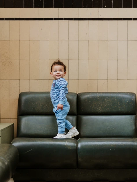 Дитячі спортивні штани Messi S49324-2 122-128 см Світло-сині (8720815173431) - зображення 5