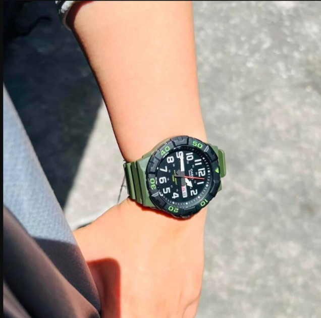 Мужские наручные часы с большим циферблатом Casio MRW-210H-3A - Фото 4 Мужские наручные часы с большим циферблатом Casio MRW-210H-3A - изображение 4