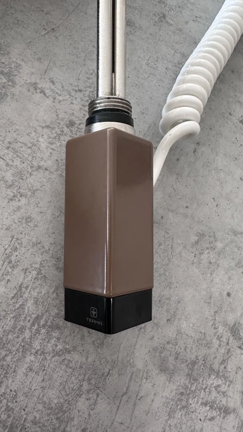 Тен для полотенцесушителя квадратный Terma ONE 30x30 400 W, Ral 8025 - изображение 5