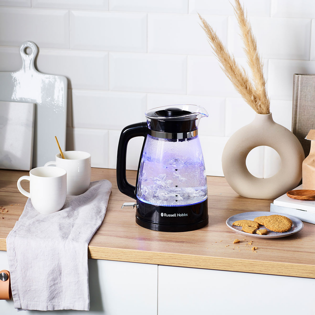 Електрочайник Russell Hobbs Classic 26080-70 1.7 л Чорний - зображення 7