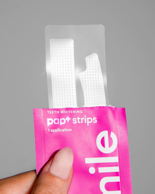 Відбілювальні пластинки Hi Smile Strips наклейки смужки для