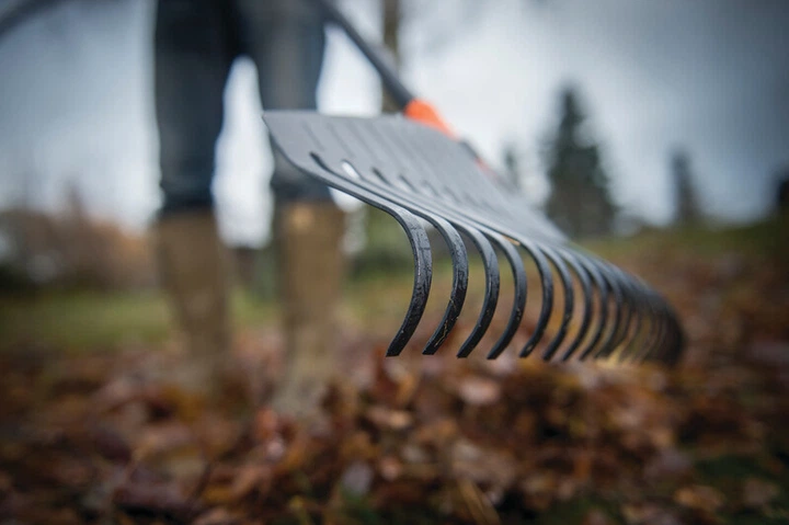 Грабли для листьев большие Fiskars Solid L (1003465/135016) - изображение 4
