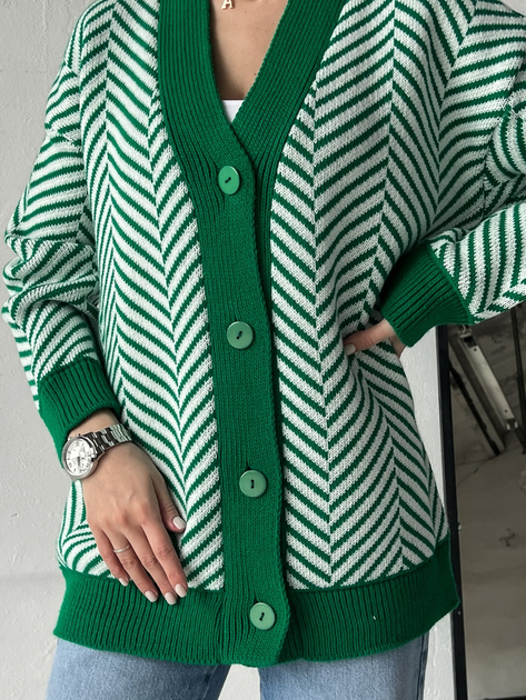 зеленый кардиган свитер