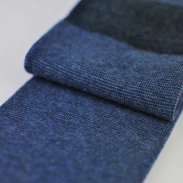 Шкарпетки чоловічі Noviti SB006-M-06 котон 39-42 Темно-сині (5905204305195) - зображення 2
