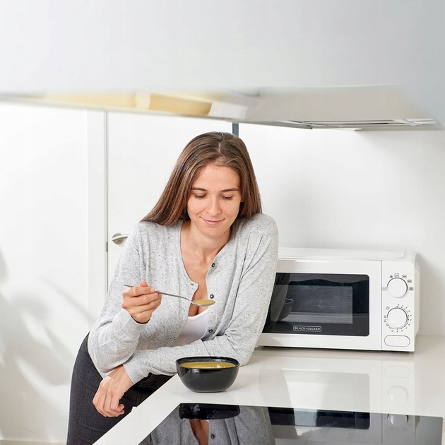 Мікрохвильова піч Black+Decker BXMY700E - зображення 4