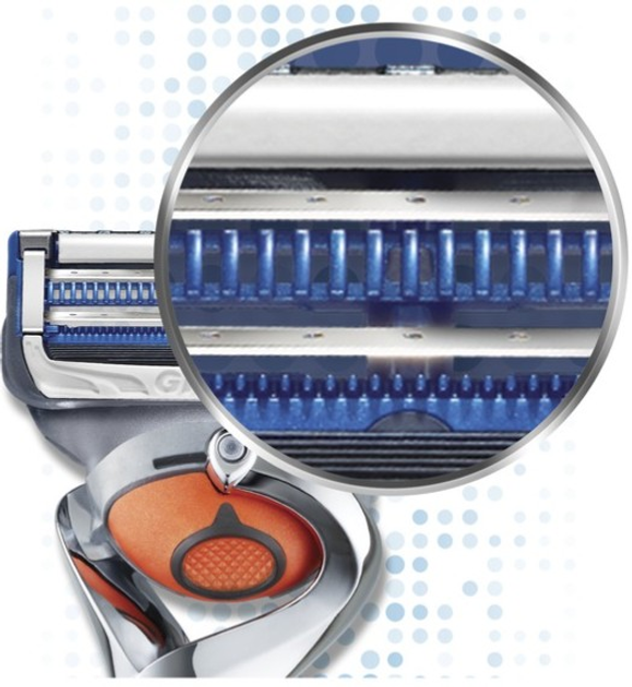 Maszynka do golenia dla mężczyzn Gillette SkinGuard Sensitive + 2 wymienne ostrza (7702018486342) - obraz 3