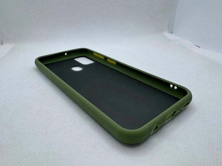 Чехол Sport Matt для Samsung Galaxy M21 Оливковый - Фото 2 Чехол Sport Matt для Samsung Galaxy M21 Оливковый - изображение 2