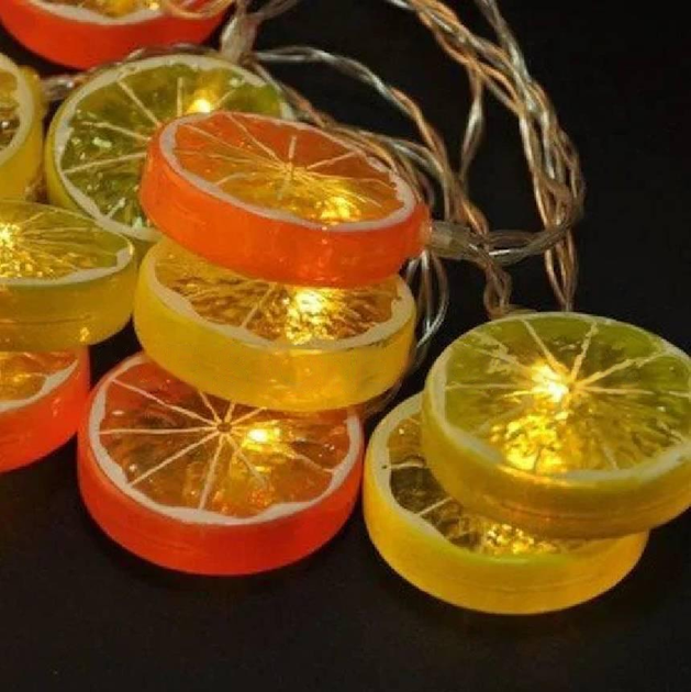 Светодиодная новогодняя гирлянда "Фрукты" 12 LED, 5м + переходник, 220V, IP44, Теплый белый - Фото 4 Светодиодная новогодняя гирлянда "Фрукты" 12 LED, 5м + переходник, 220V, IP44, Теплый белый - изображение 4