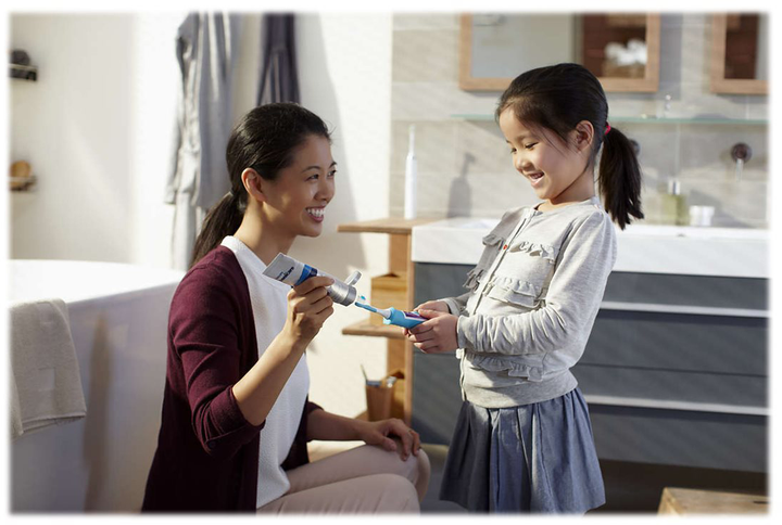 Szczoteczka elektryczna Philips For Kids Sonicare HX6322/04 - obraz 11
