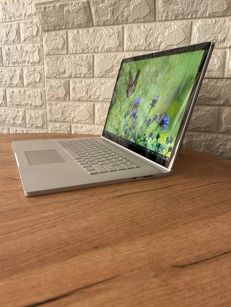 Игровой ноутбук Microsoft Surface Book 2 / 15