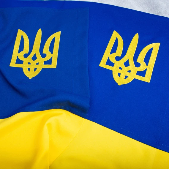 Прапор України IDEIA Габардин з вишивкою 90х135 см (4820182658389) - Фото 4 Прапор України IDEIA Габардин з вишивкою 90х135 см (4820182658389) - зображення 4