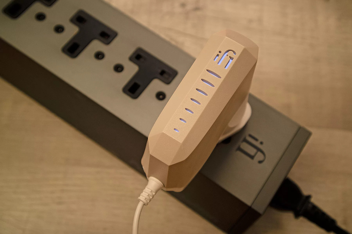 Блок питания iFi iPower X (15V/1.5A) White - изображение 8